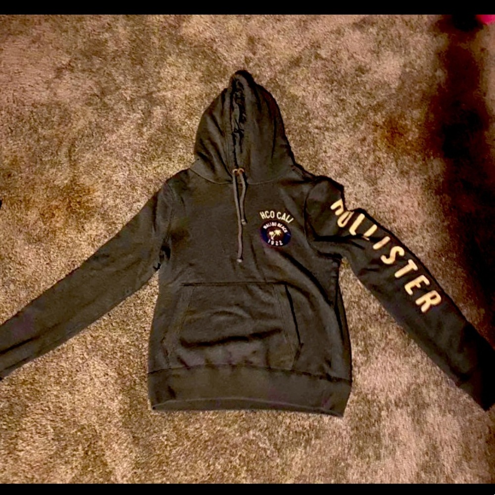 Large Hollister Hoodie